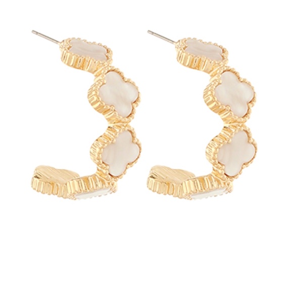 MOP Clover Half Hoops